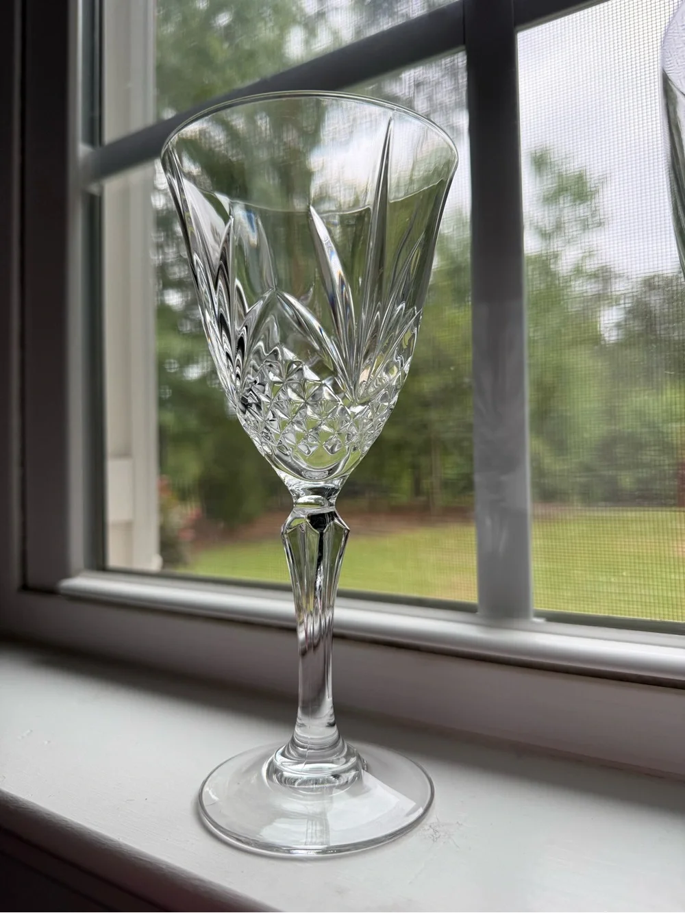 Vintage Cristal de Flandre cut crystal wine glass‎ replacement retro
